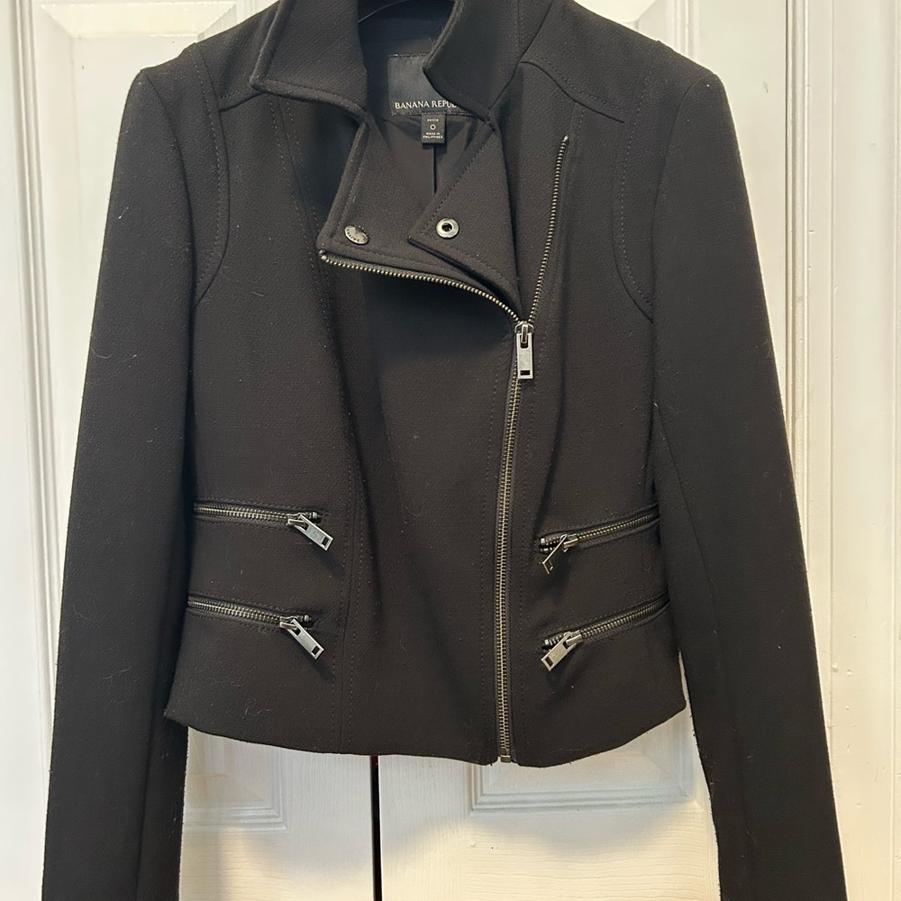 Banana Republic Black Women's Motorcycle Style Blazer with Zipper Accents